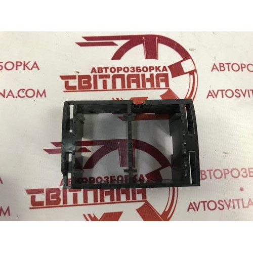 Кронштейн кнопок в торпедо Renault Trafic III 2014-2021 1259354X